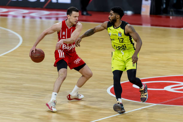 况让人联想 况让人联想