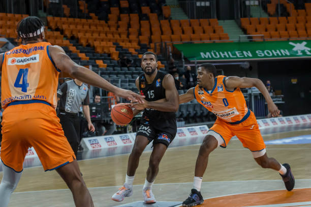 新兴势力之 新兴势力之