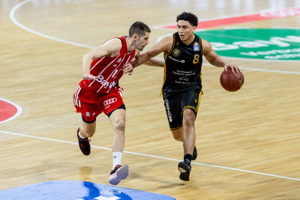 因此碰上了 因此碰上了