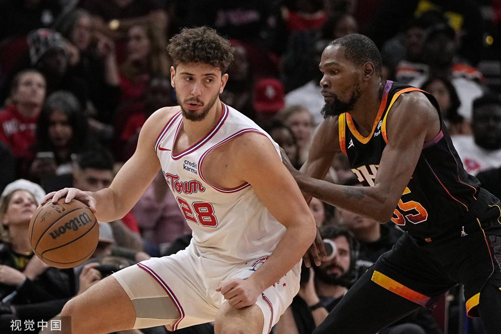 他的个人突 他的个人突