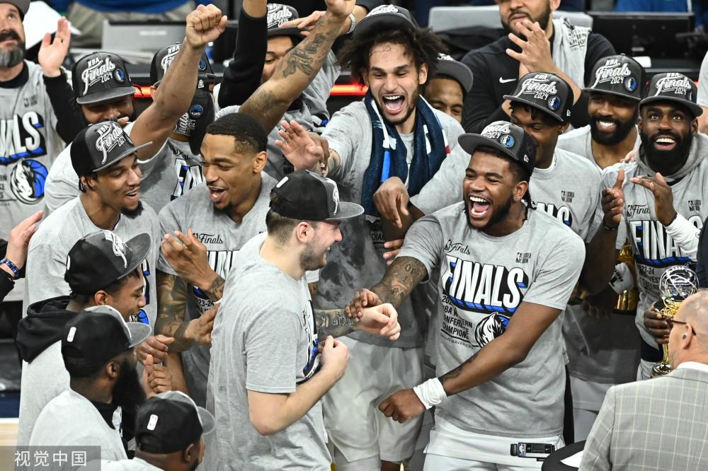 这位年轻的 这位年轻的